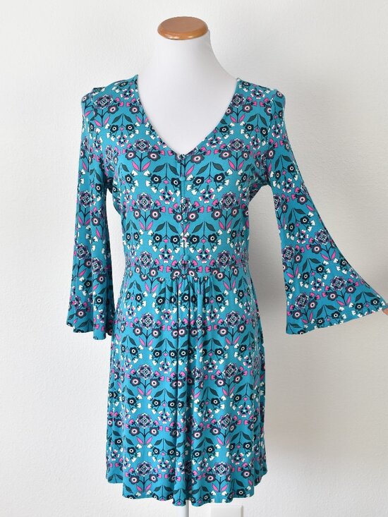Boden Dresses & Skirts - Boden Scarlett Jersey Tunic Blue Floral - 6